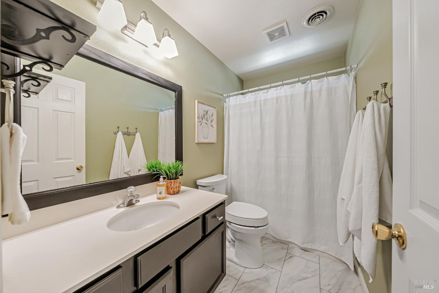 19527 Mountain Meadow S