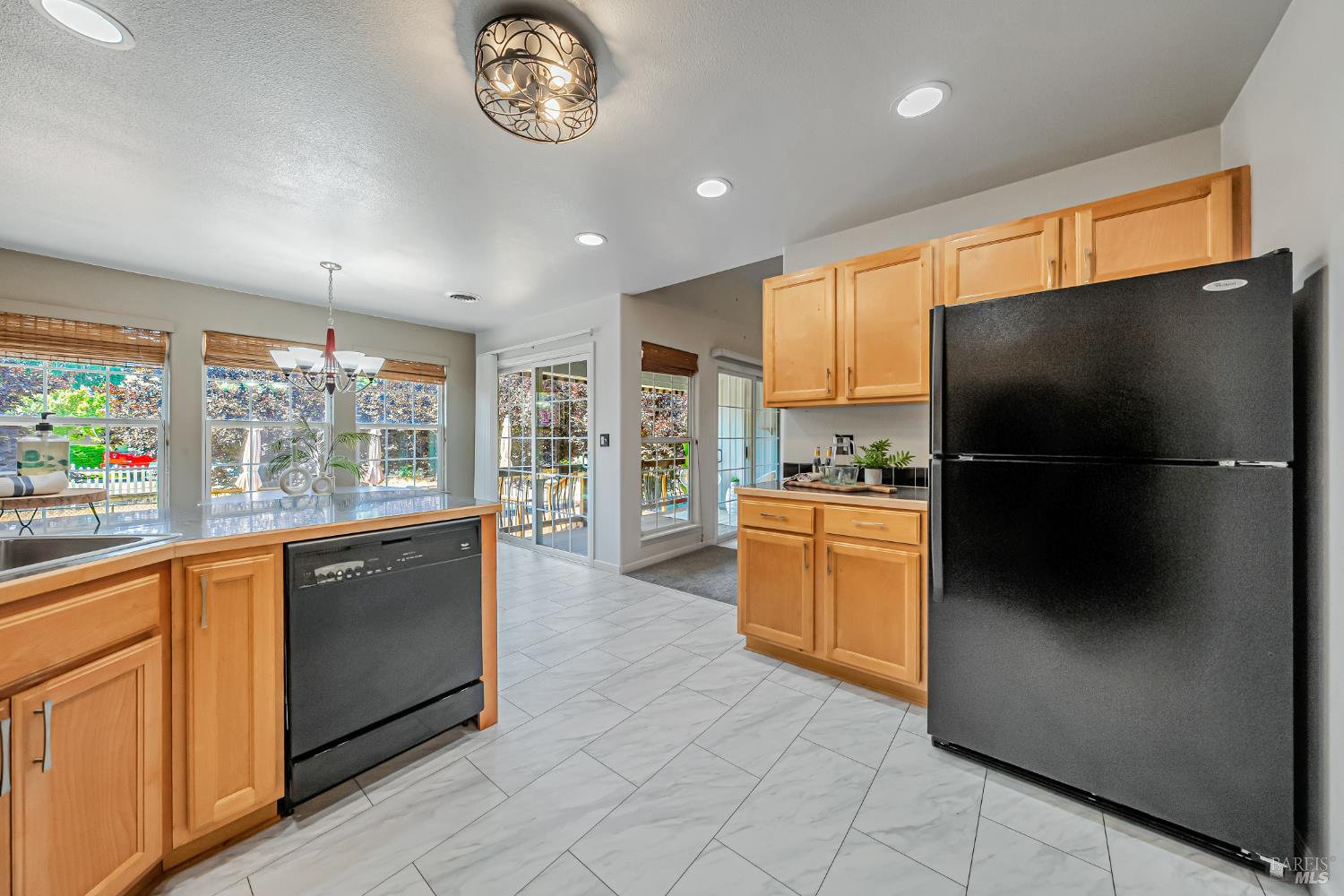 19527 Mountain Meadow S