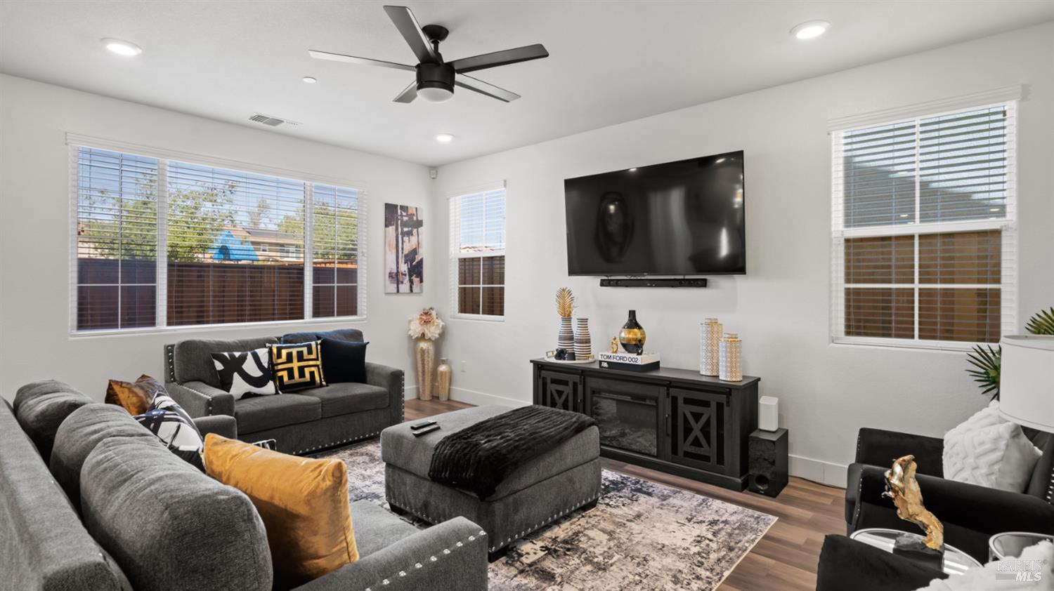 2612 Newberry Street