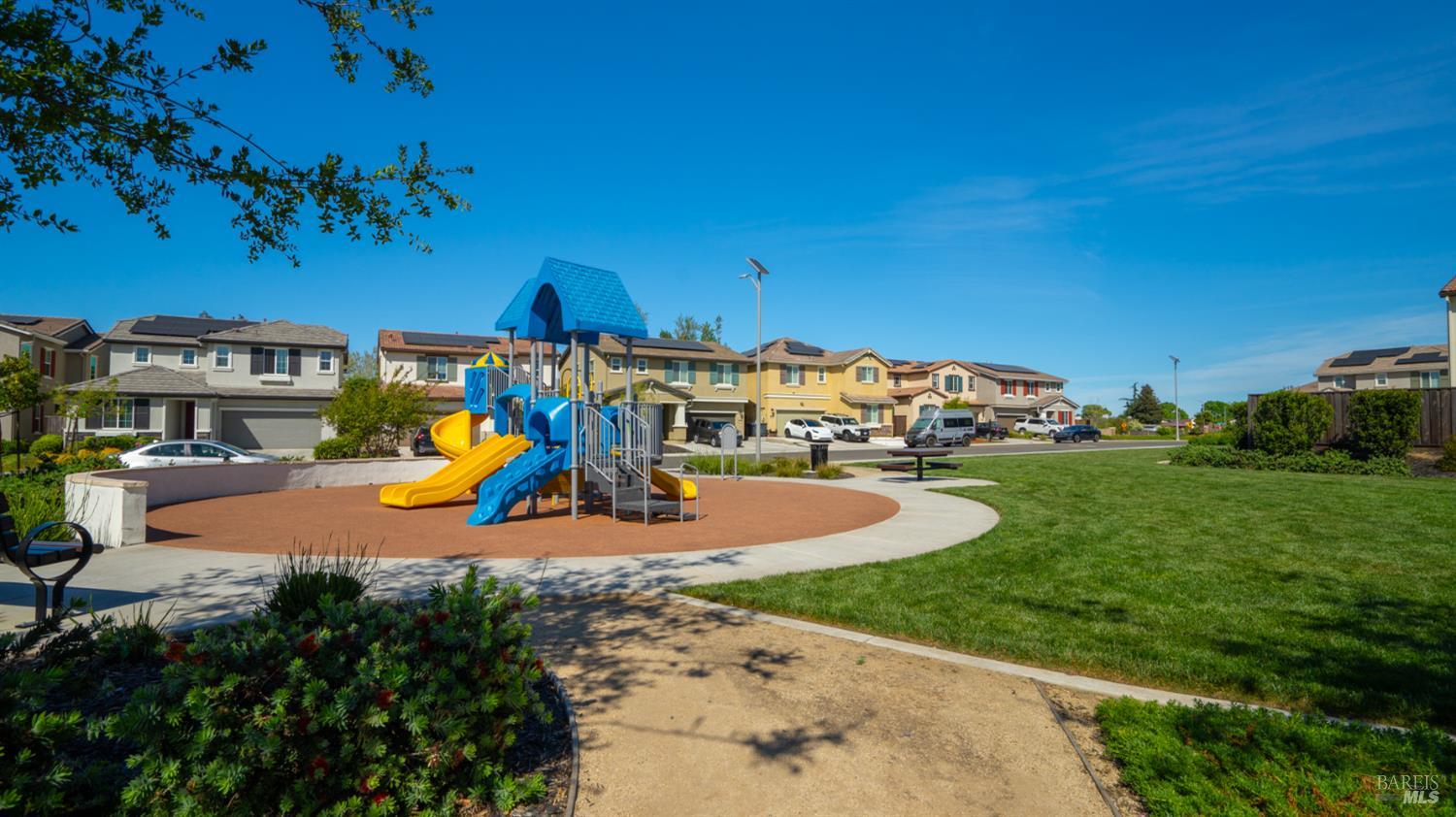 2612 Newberry Street