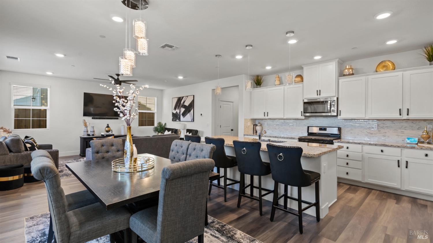 2612 Newberry Street