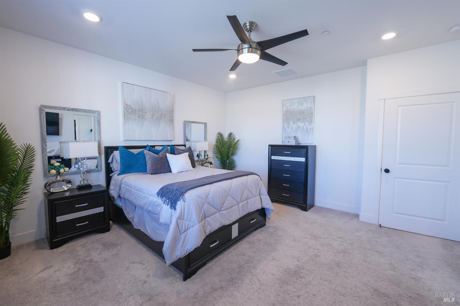 2612 Newberry Street