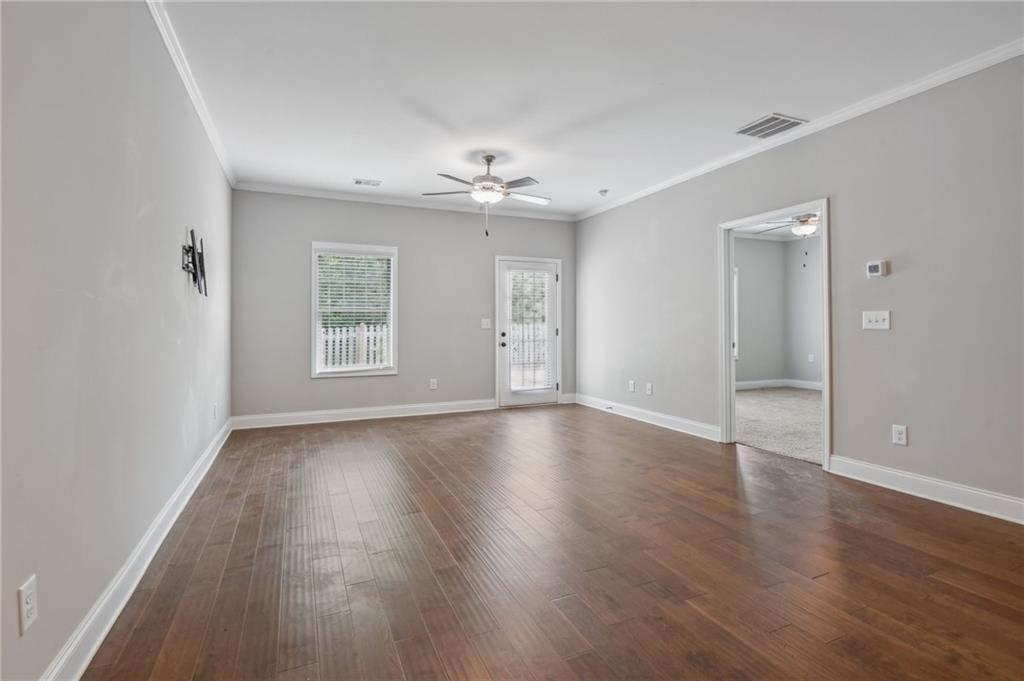 3895 Valley View Court