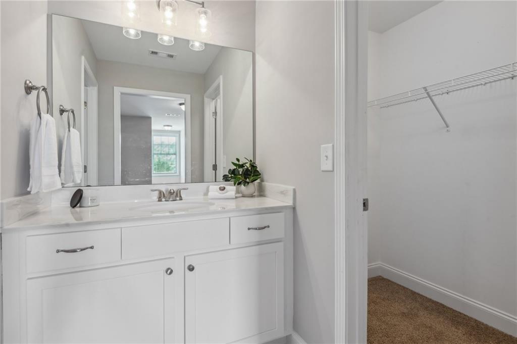 3895 Valley View Court