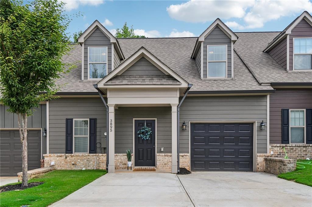 3895 Valley View Court