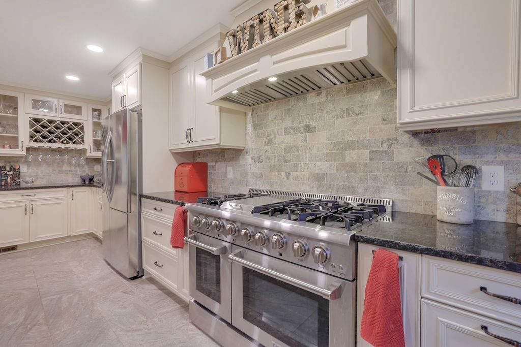 205 Hunters Mill Lane