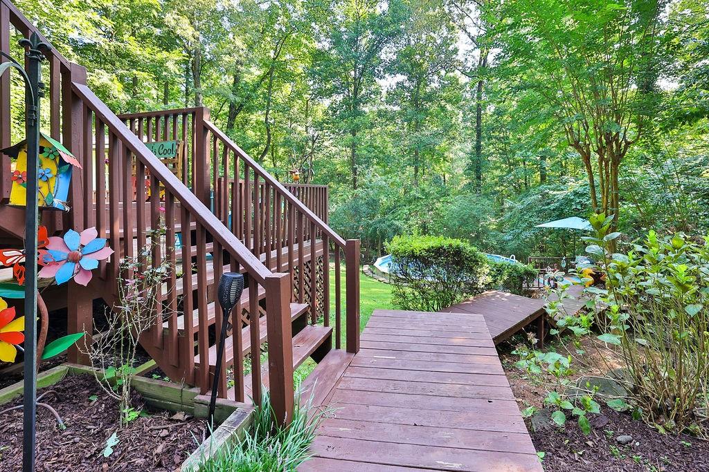 205 Hunters Mill Lane
