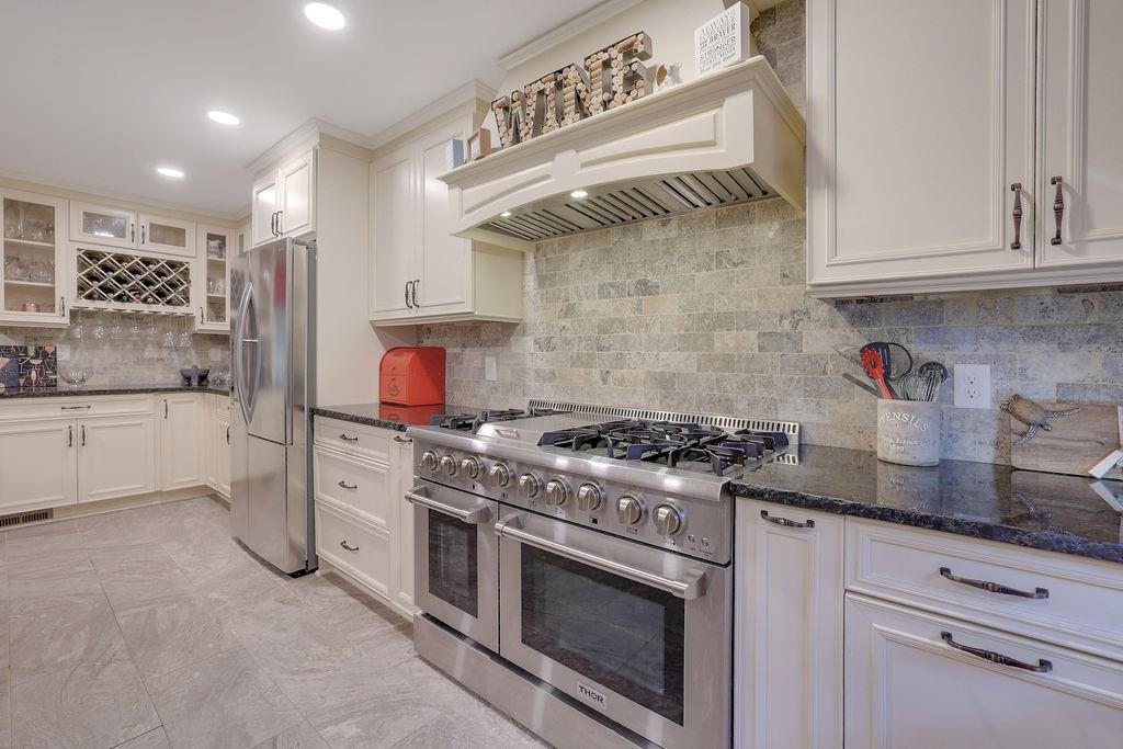 205 Hunters Mill Lane