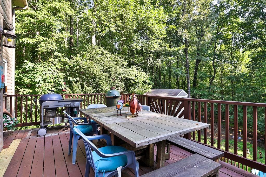 205 Hunters Mill Lane