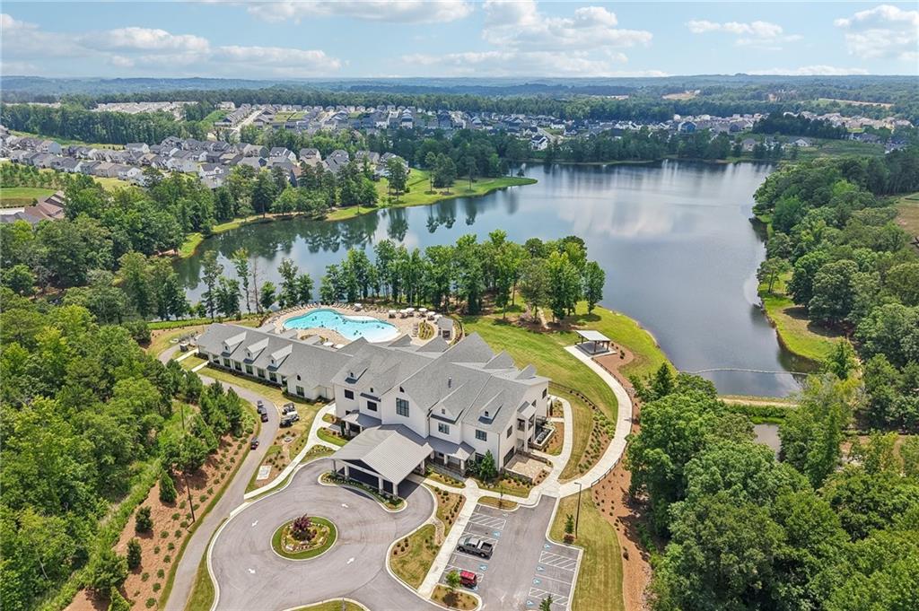 152 Clear Lake Parkway
