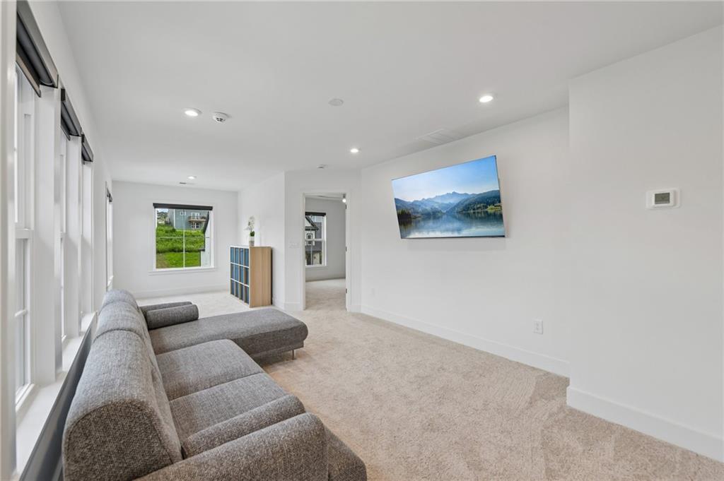 152 Clear Lake Parkway
