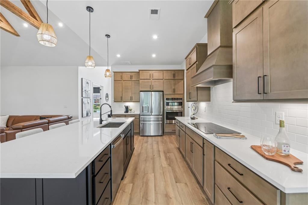 152 Clear Lake Parkway