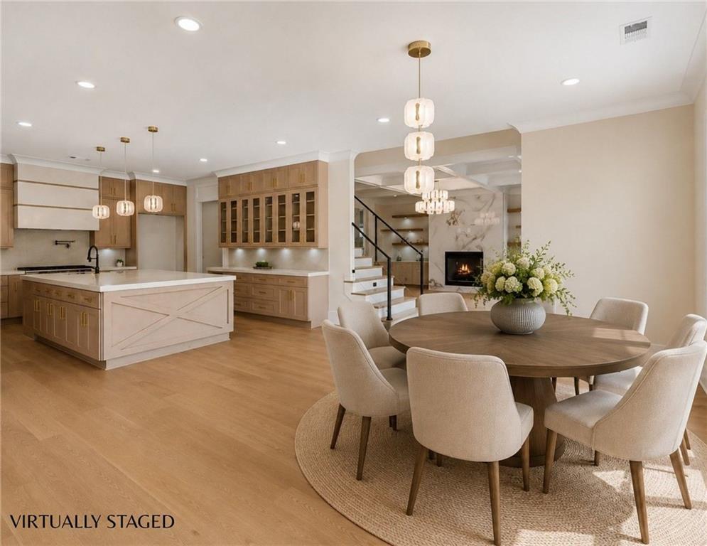 6222 Bridgewood Dr
