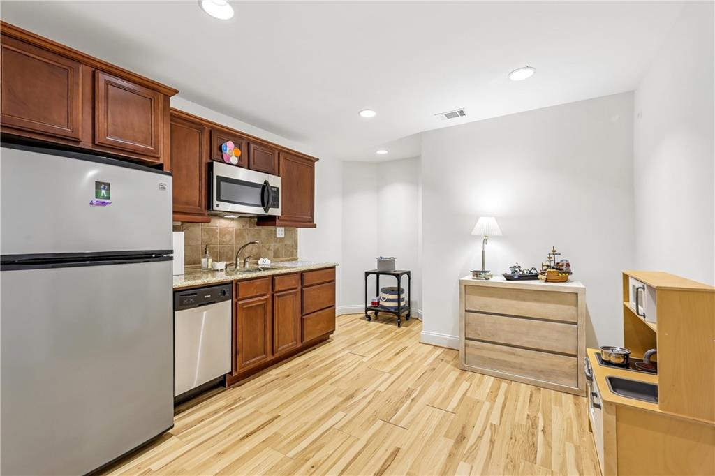 3515 S Puckett Rd