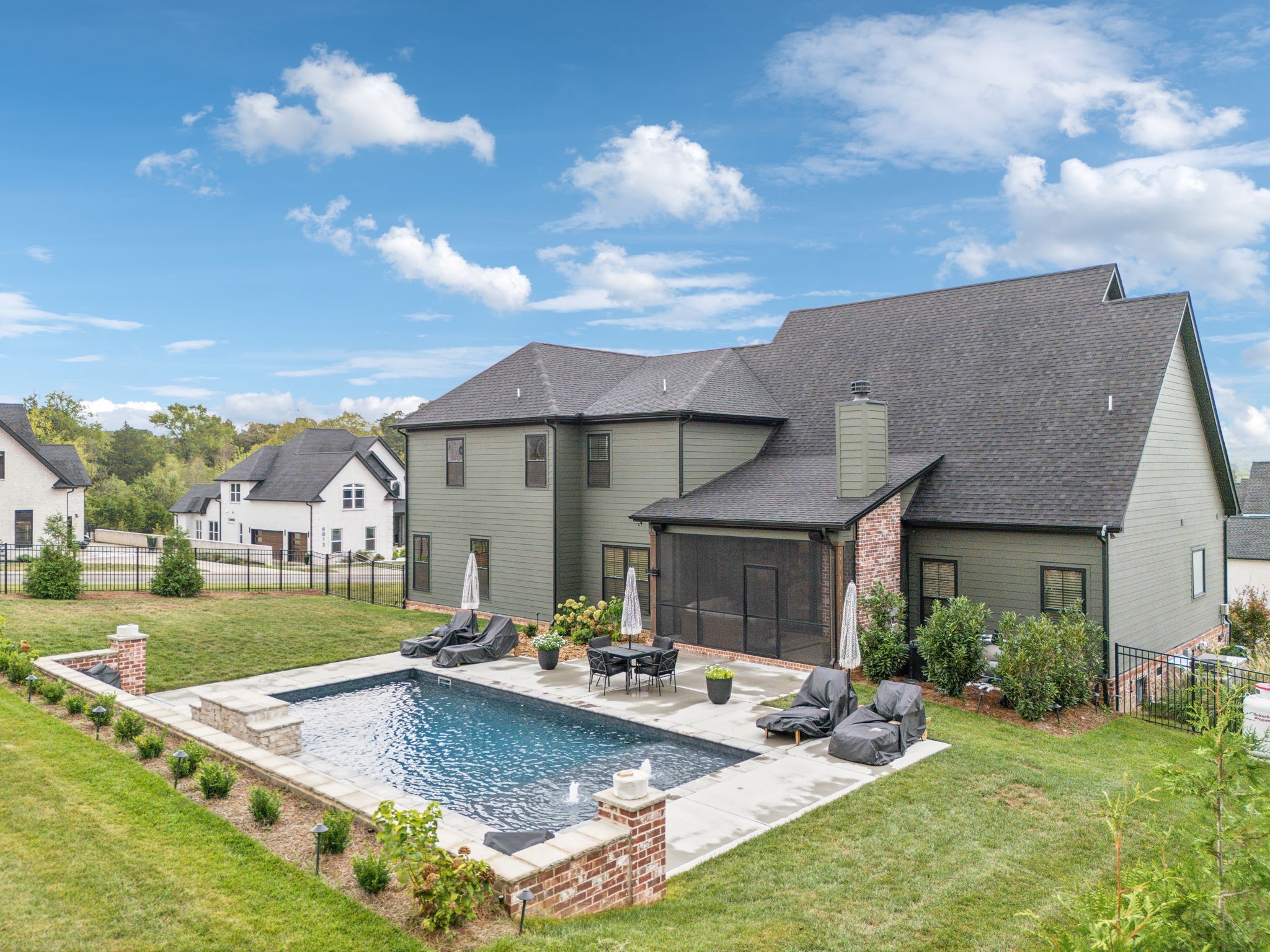 2802 Flamingo Dr