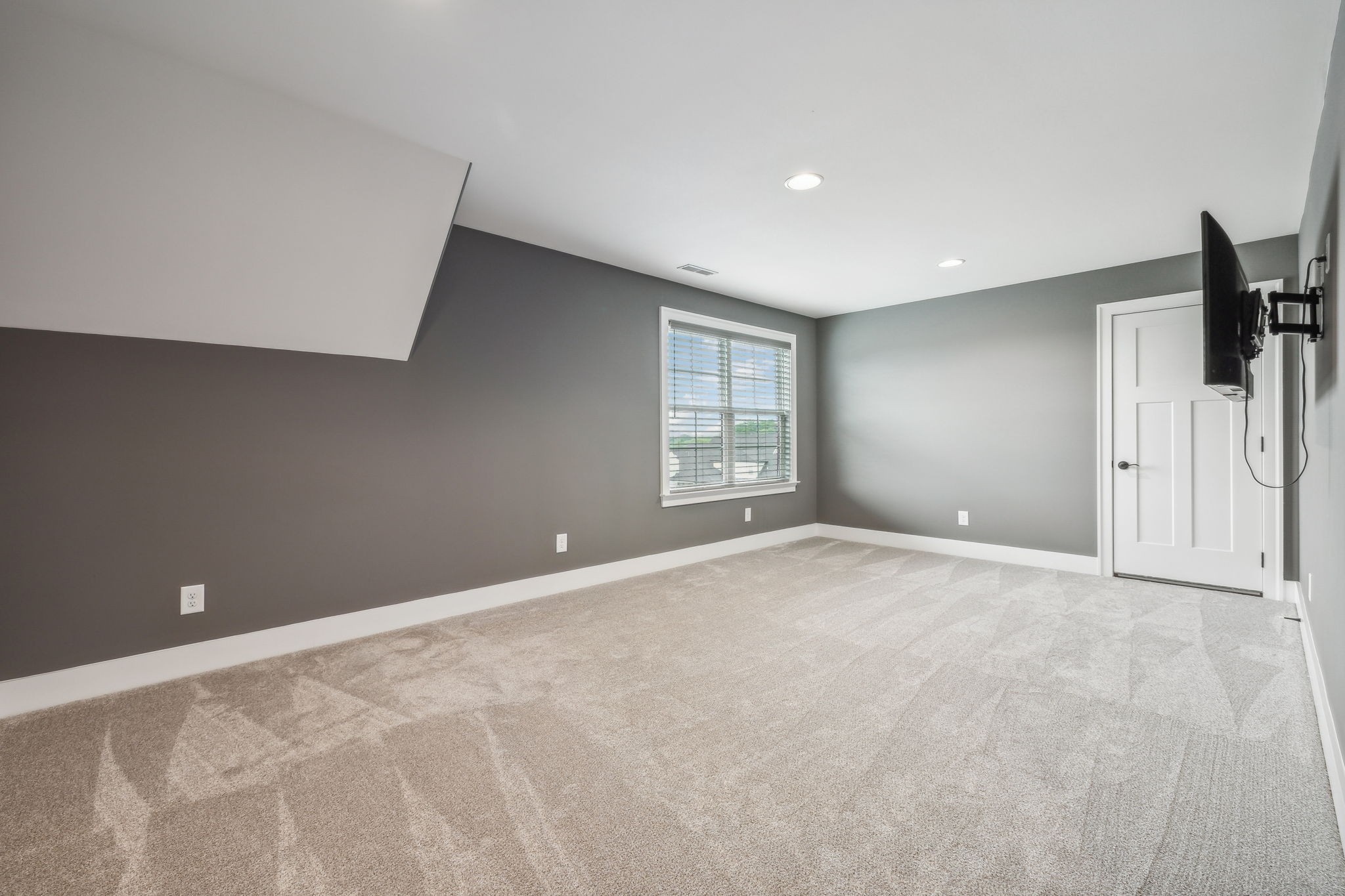 2802 Flamingo Dr