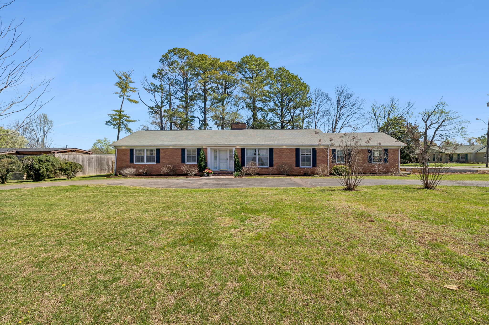411 Apollo Dr