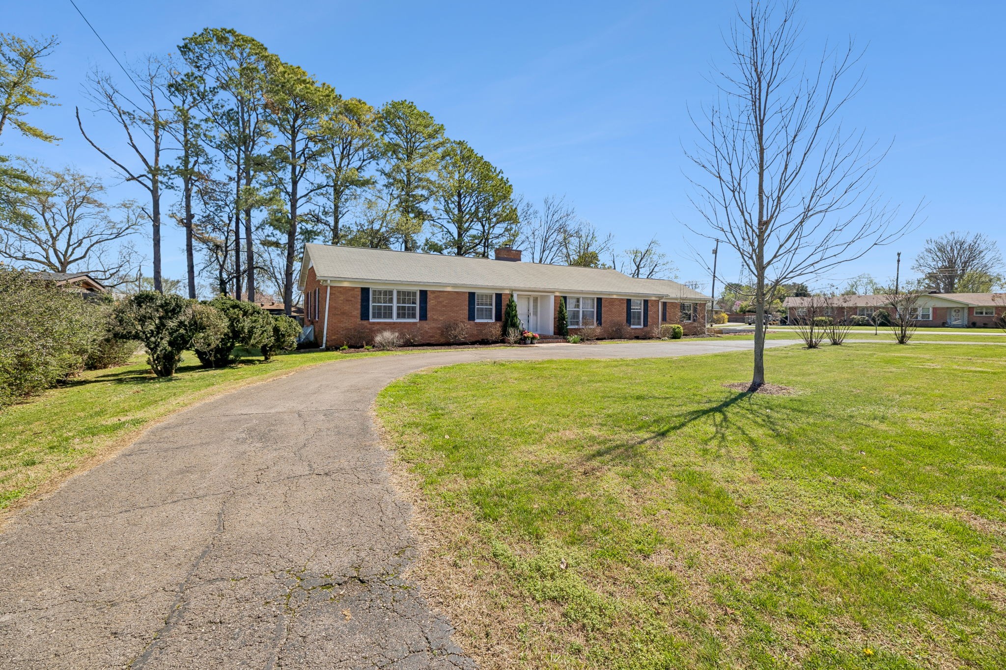 411 Apollo Dr