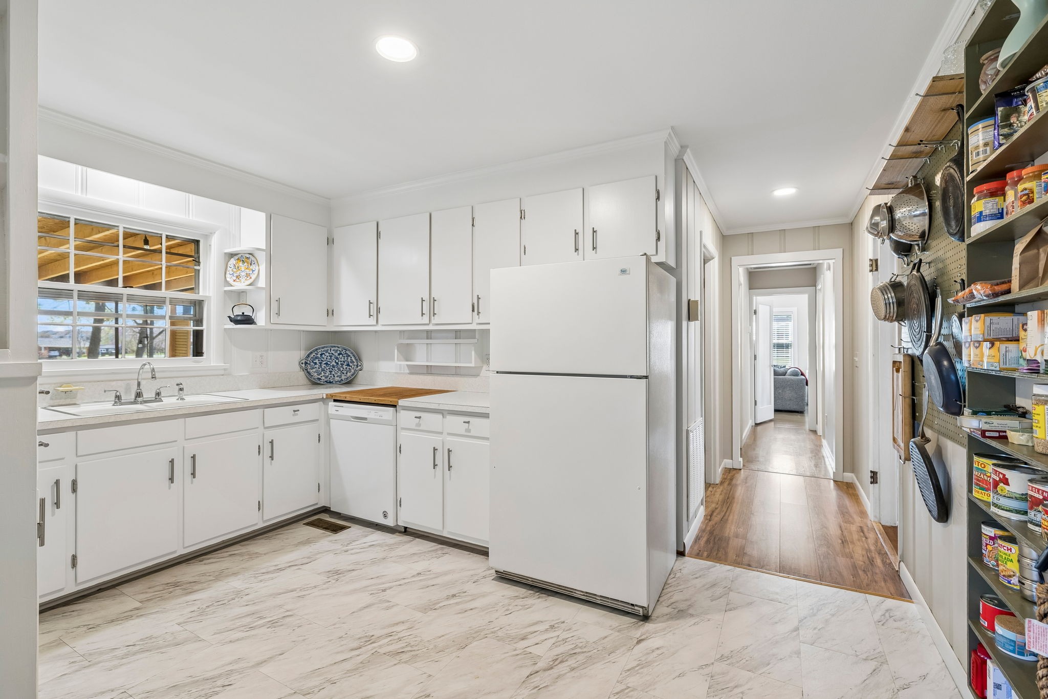 411 Apollo Dr