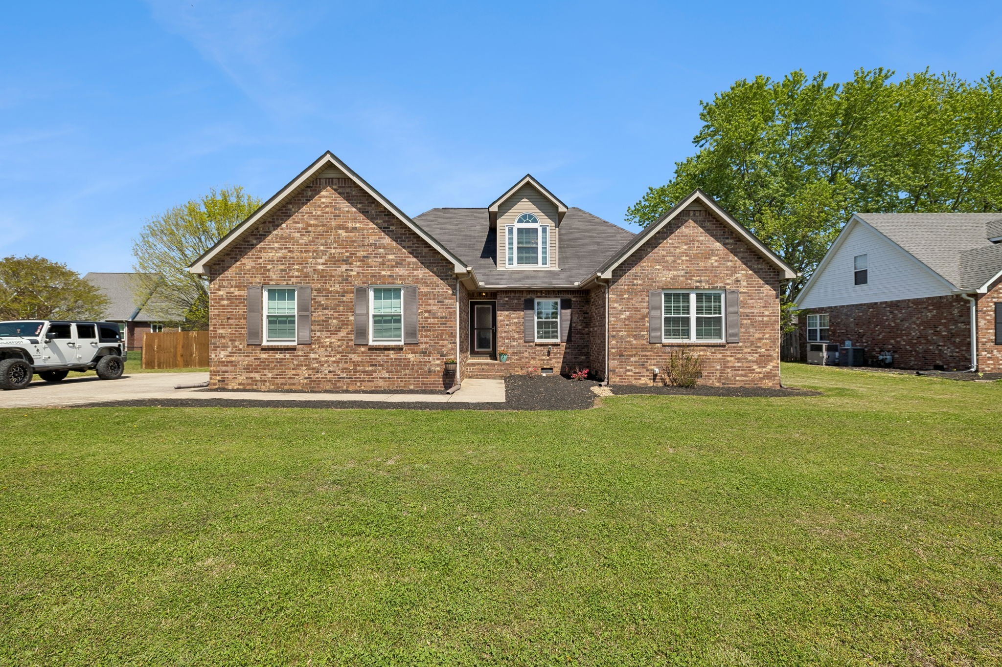 1928 Pennington Dr