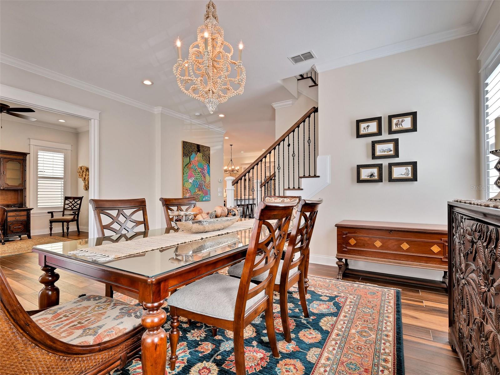 103 EAST CIRCLE DR