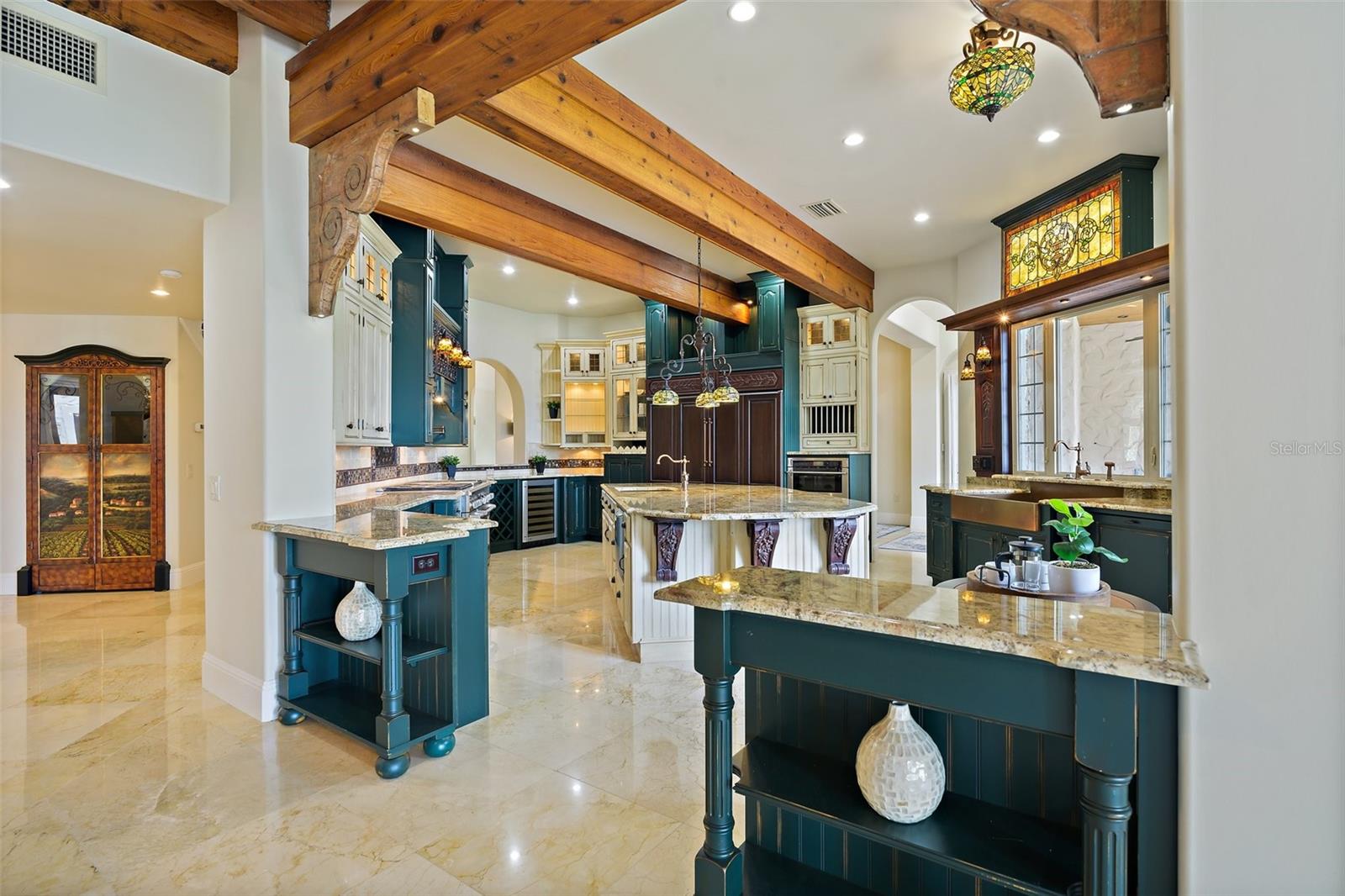 8649 AMBER OAK CT