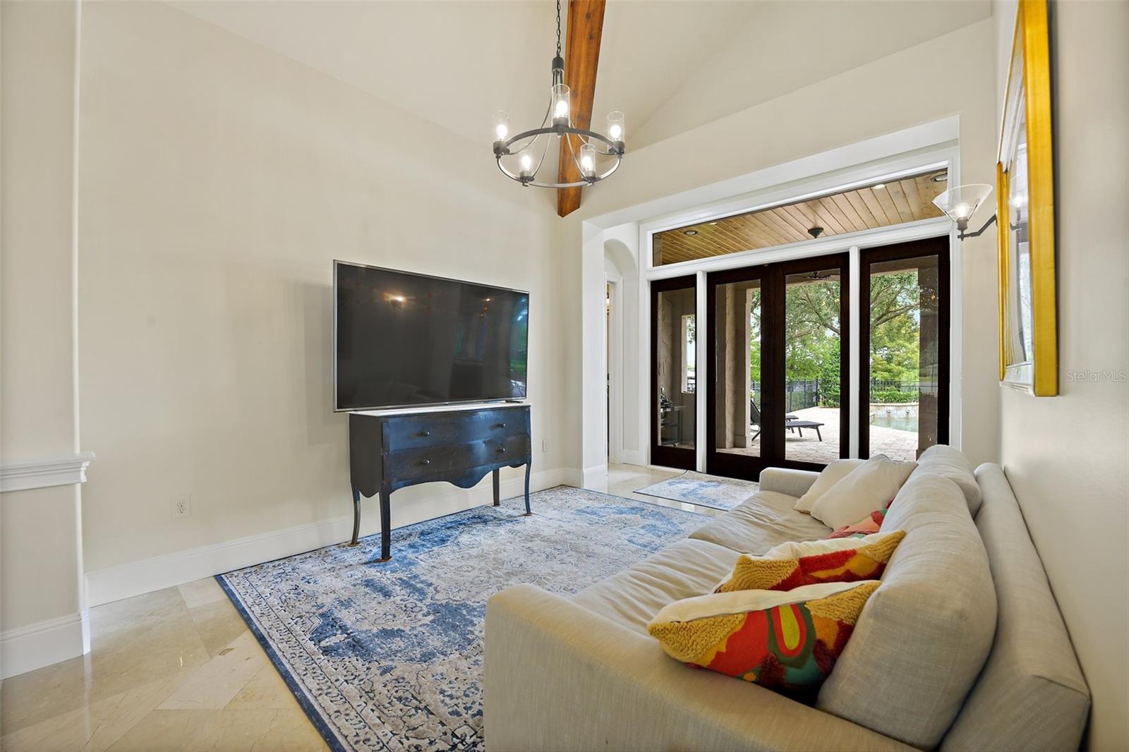 8649 AMBER OAK CT