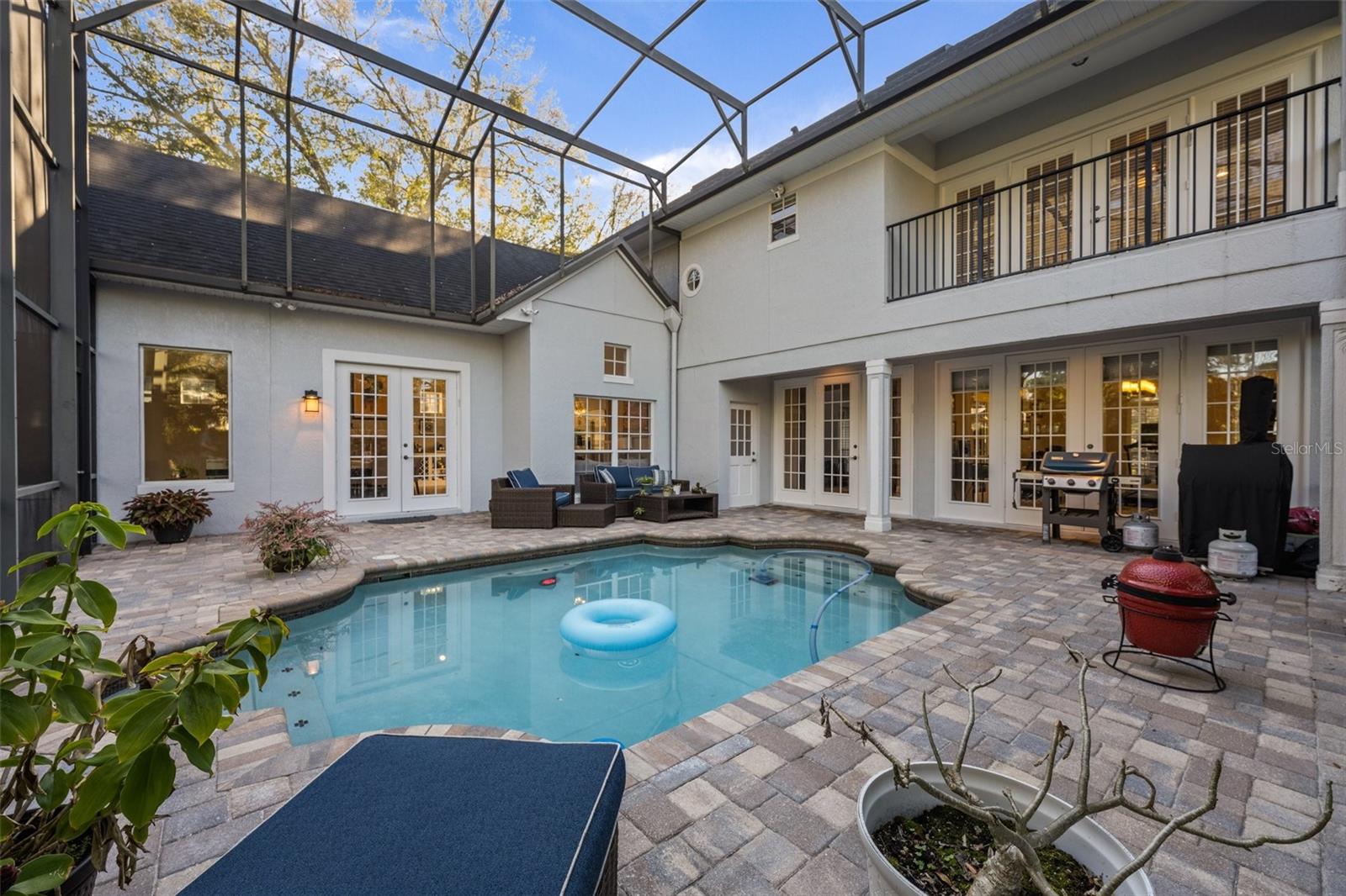 865 CRANES CT