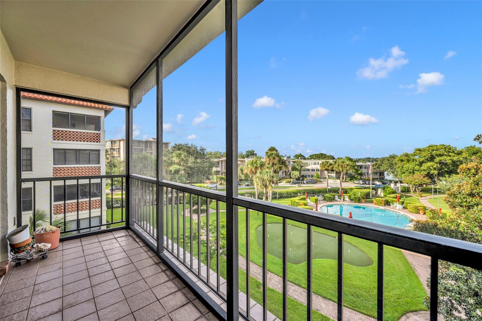 100 S INTERLACHEN AVE #404D