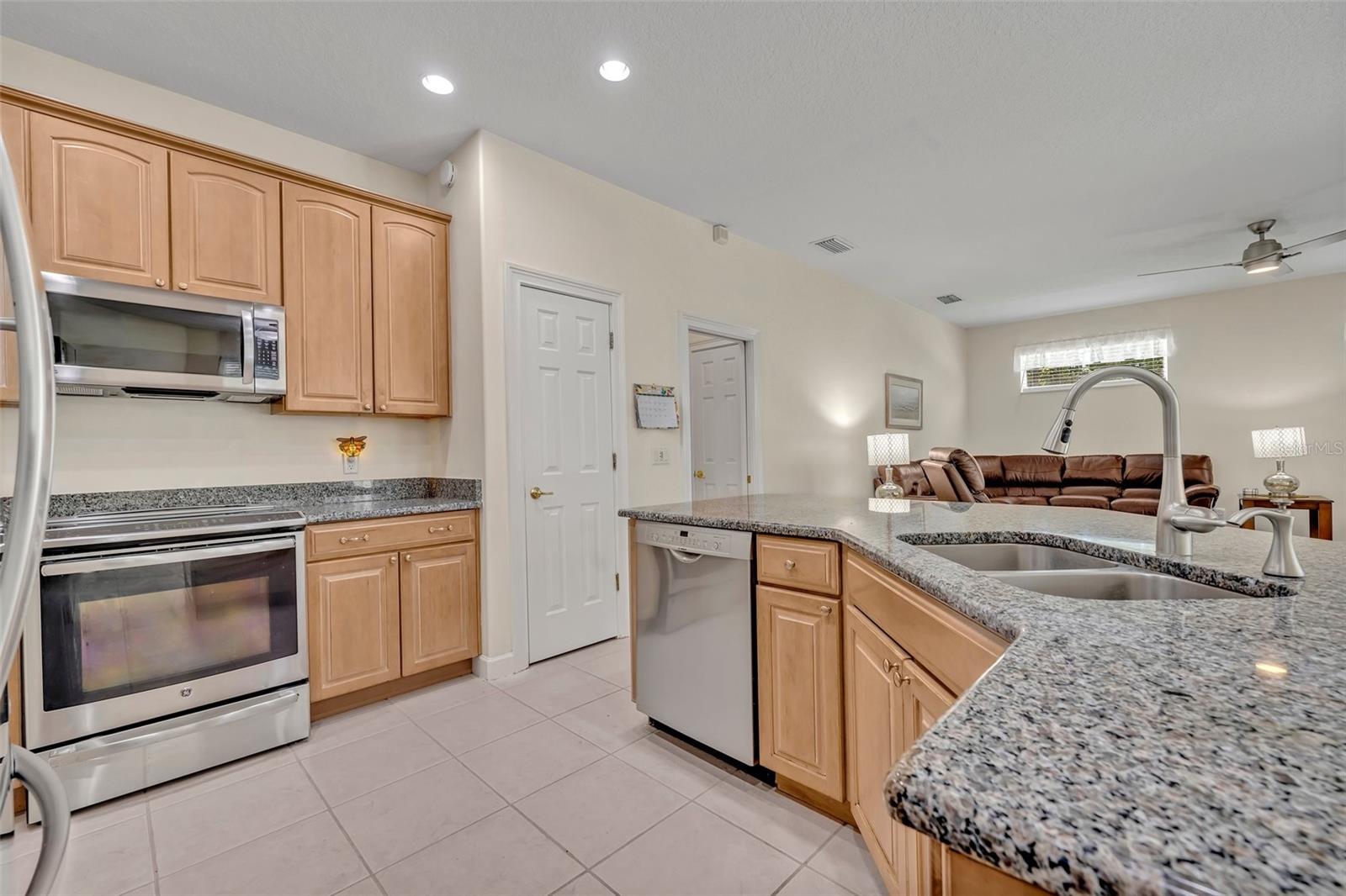 14128 BRAMBLE BUSH CT