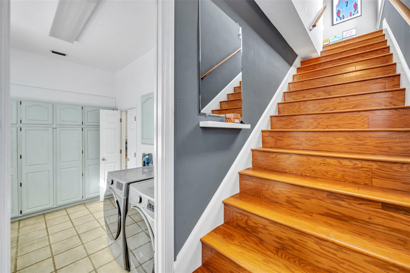 344 SWANSEA CT