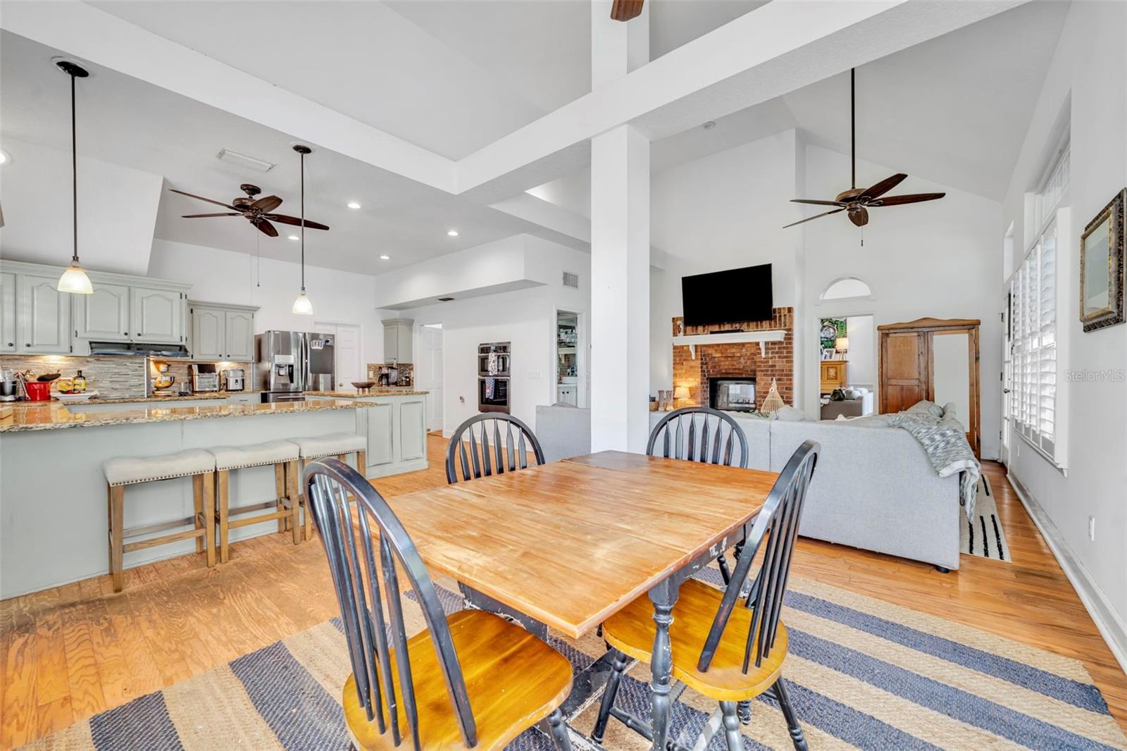 344 SWANSEA CT