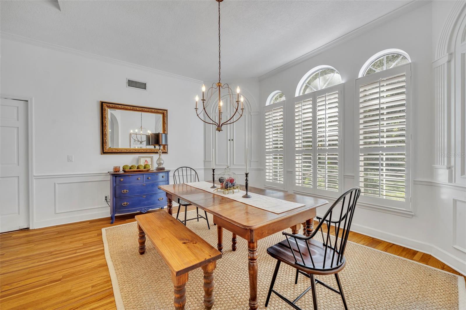 344 SWANSEA CT