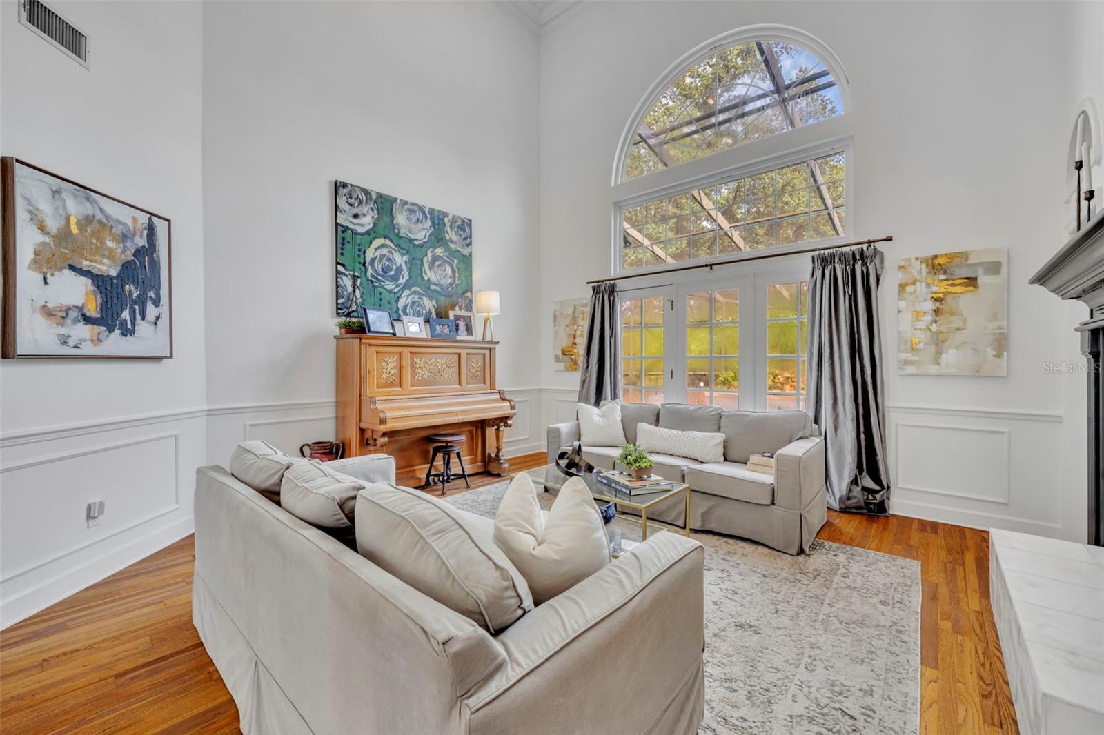 344 SWANSEA CT