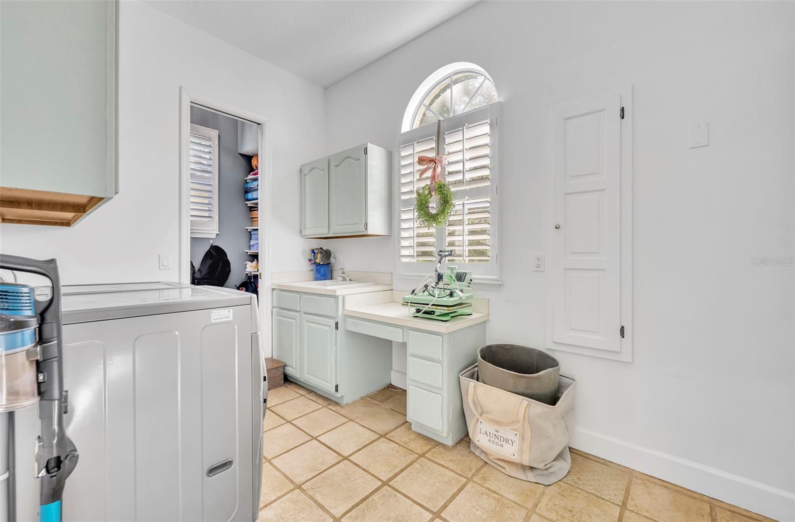 344 SWANSEA CT