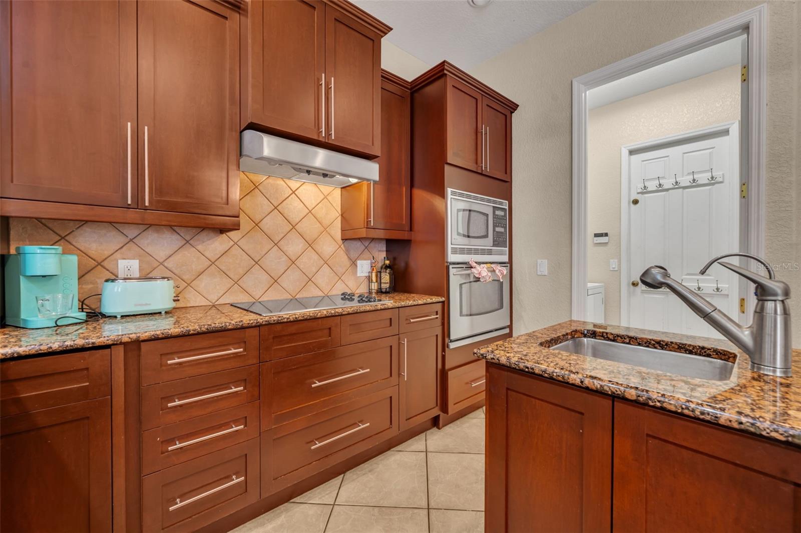 13916 BRAMBLE BUSH CT