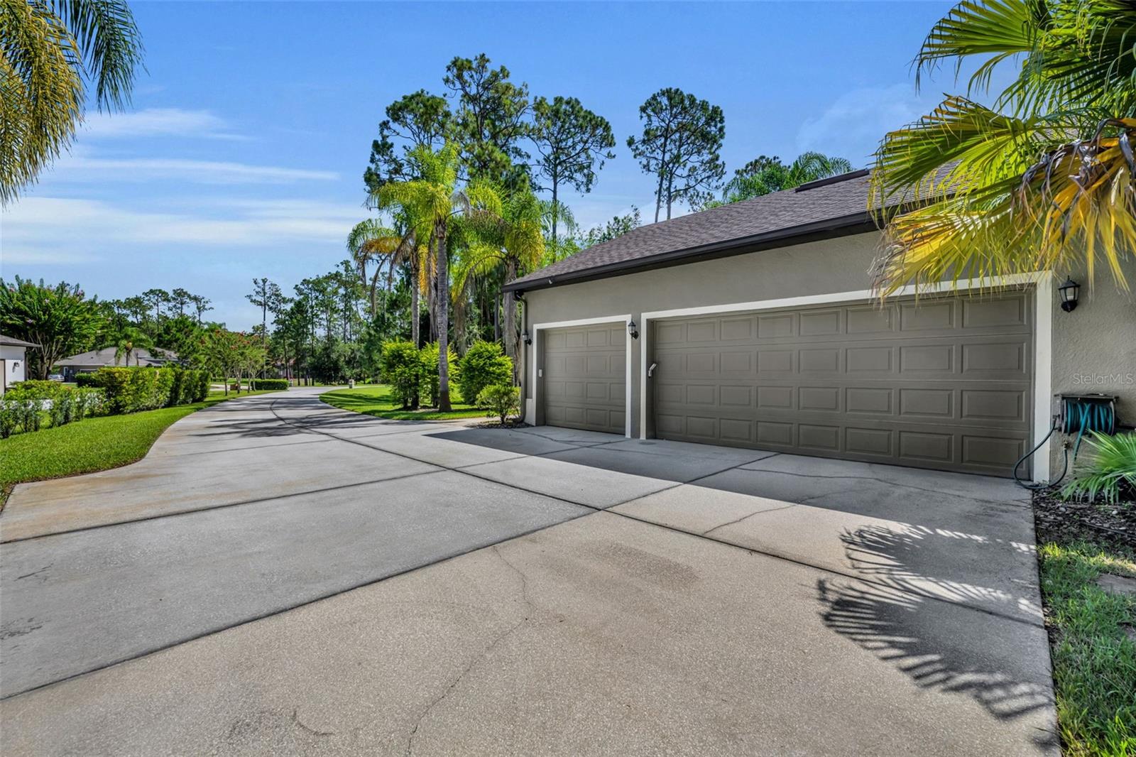 13916 BRAMBLE BUSH CT