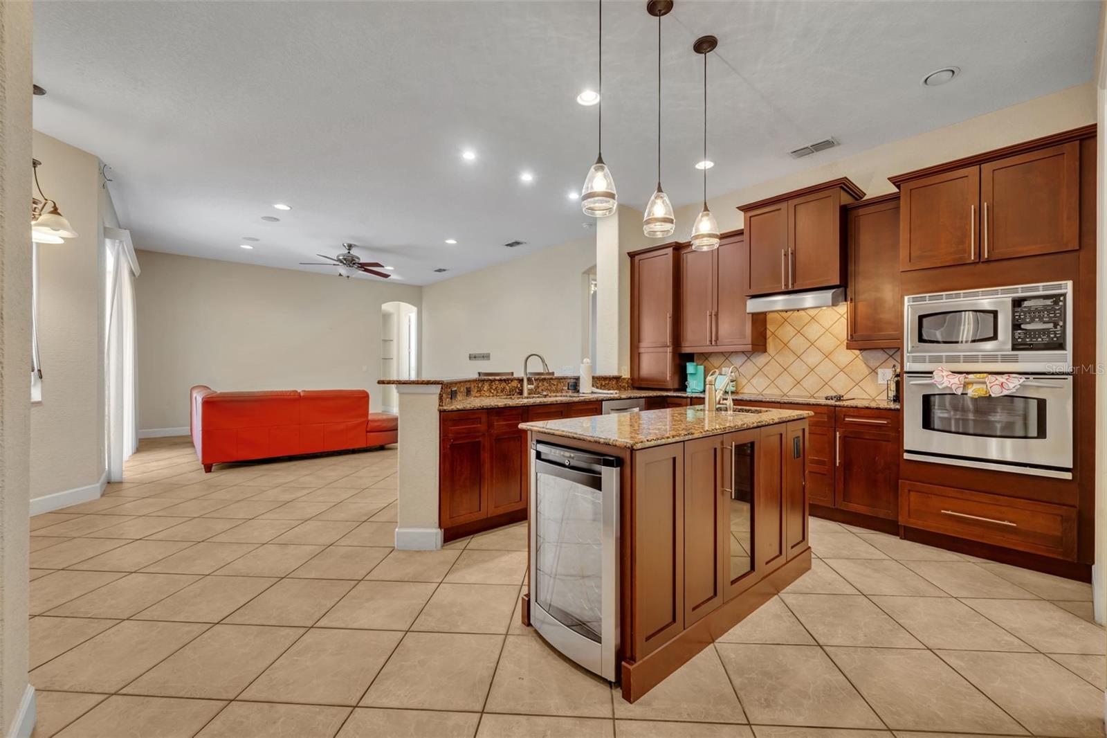 13916 BRAMBLE BUSH CT