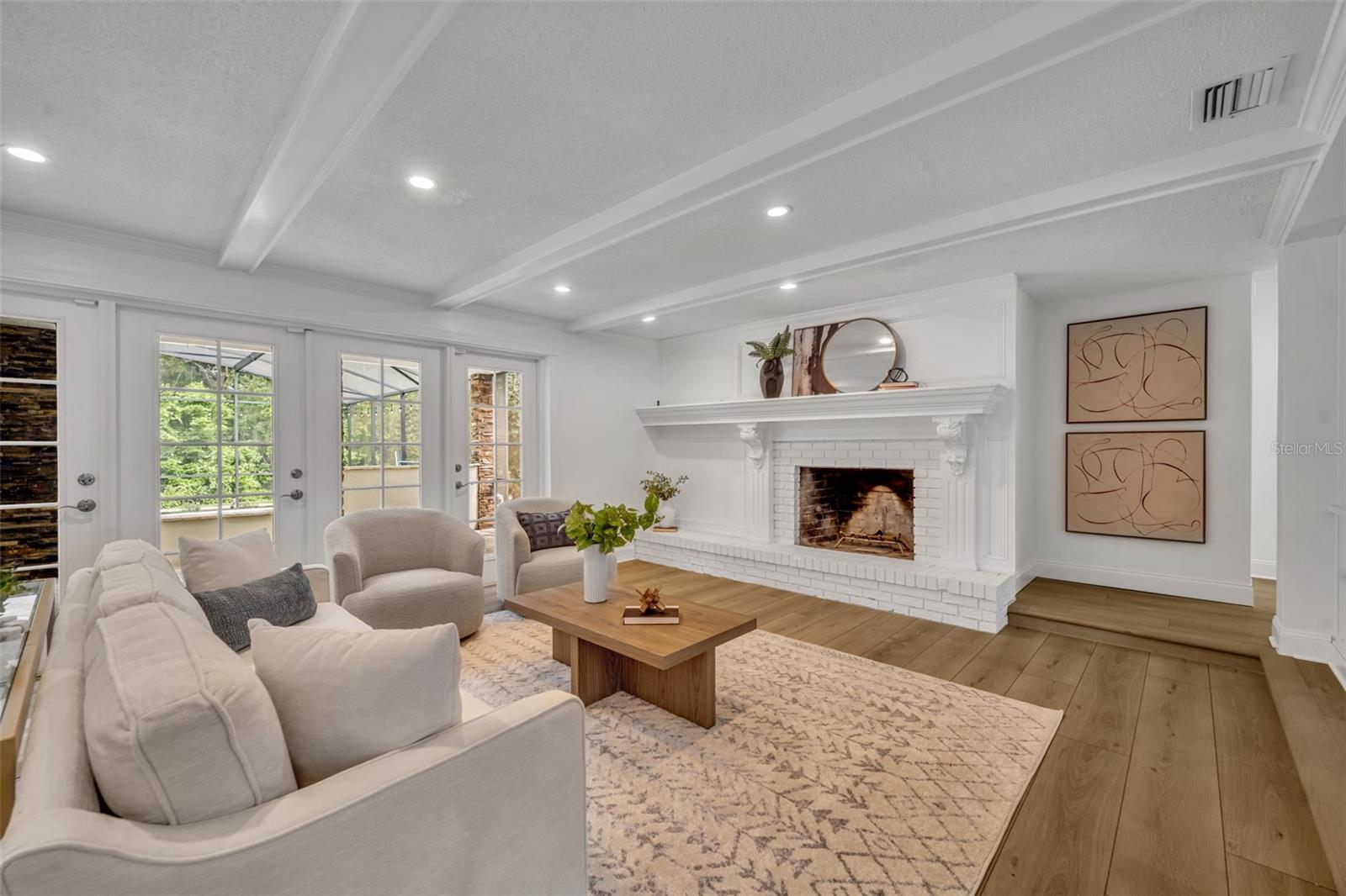 301 SWEETWATER CLUB BLVD