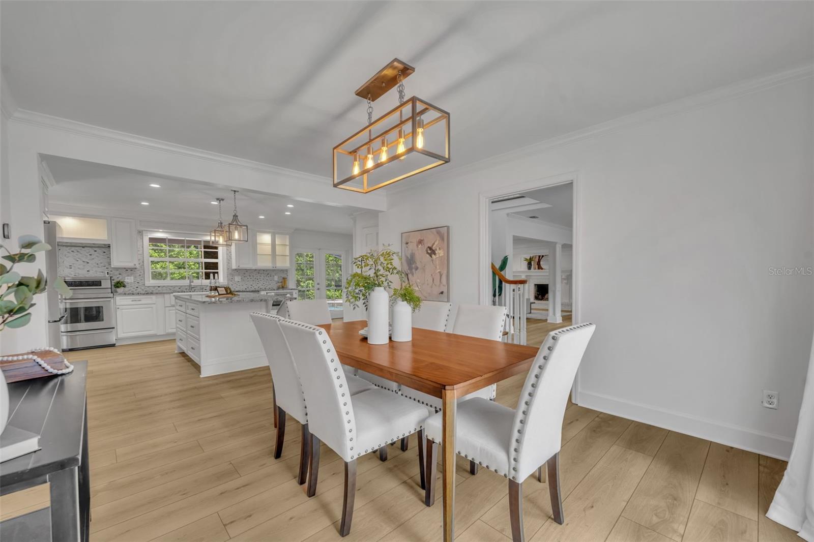 301 SWEETWATER CLUB BLVD