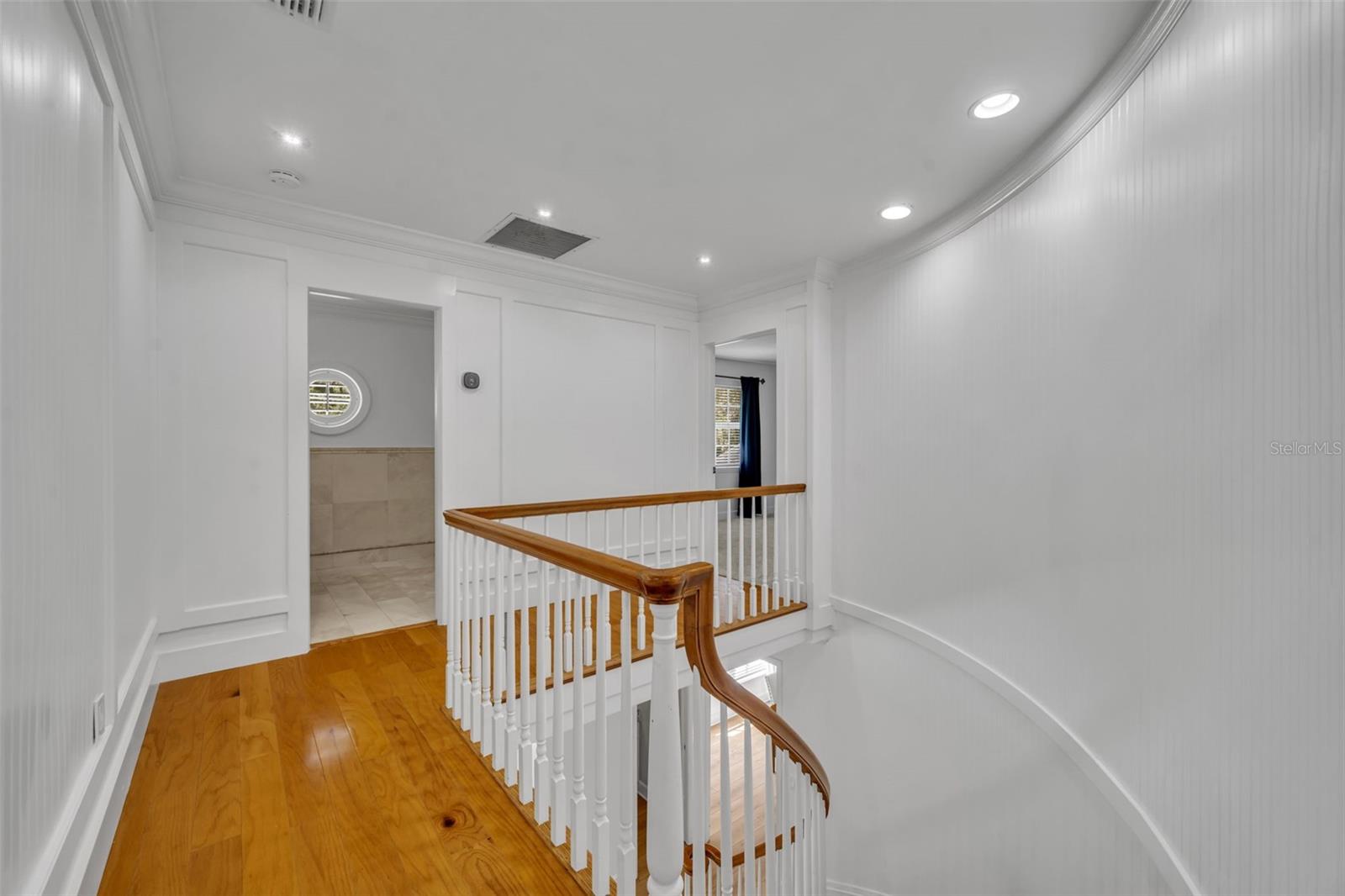 301 SWEETWATER CLUB BLVD