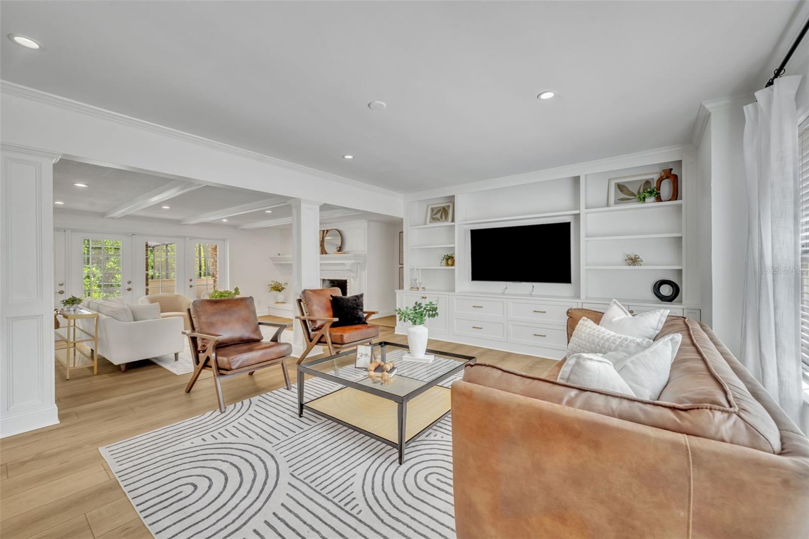 301 SWEETWATER CLUB BLVD