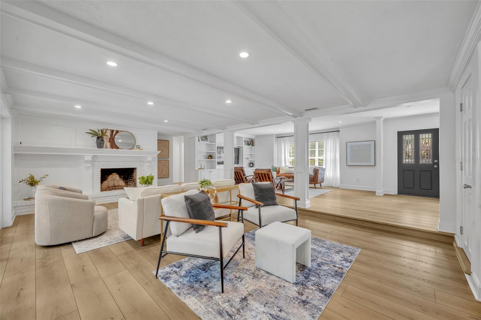 301 SWEETWATER CLUB BLVD