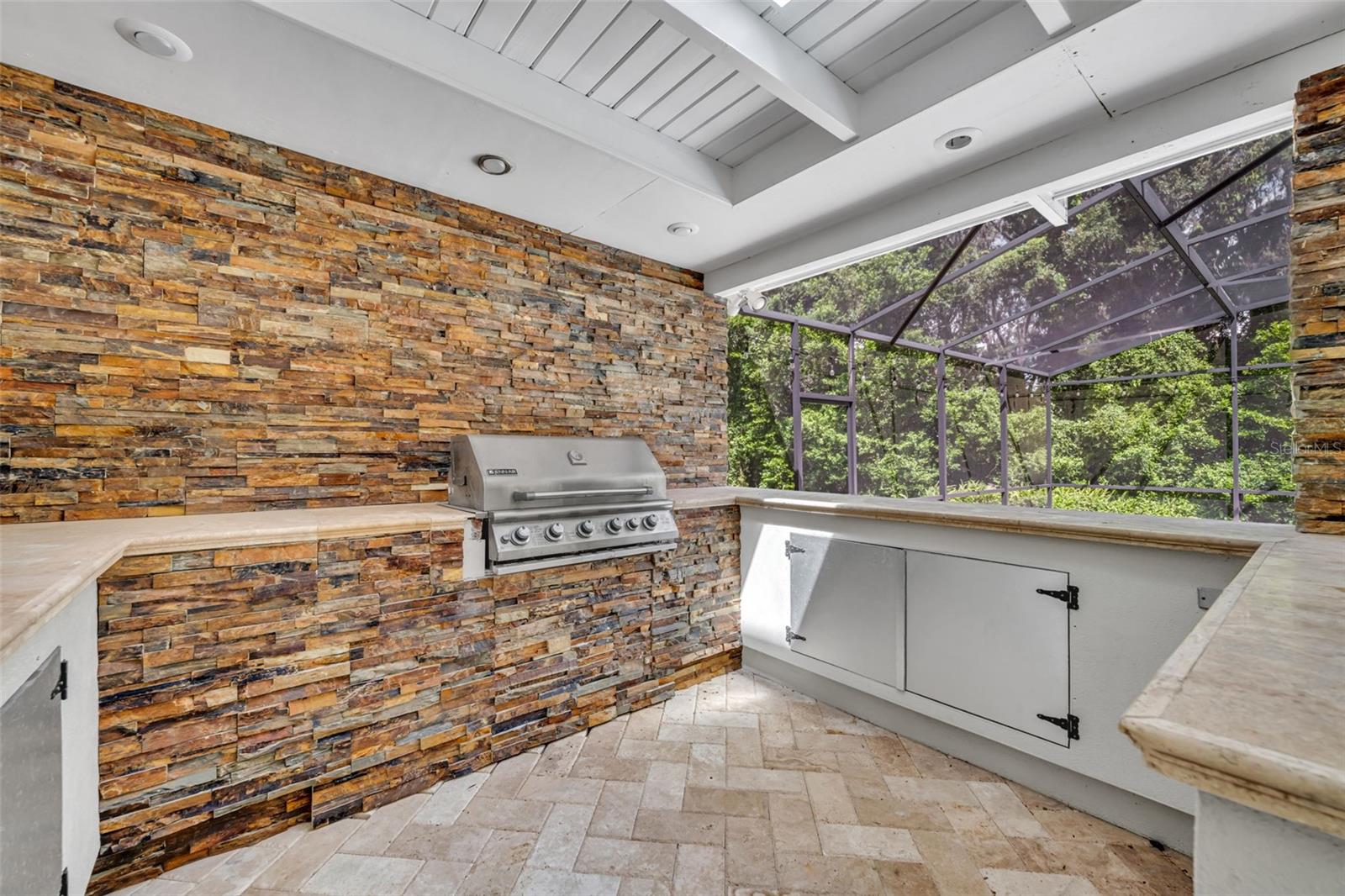 301 SWEETWATER CLUB BLVD