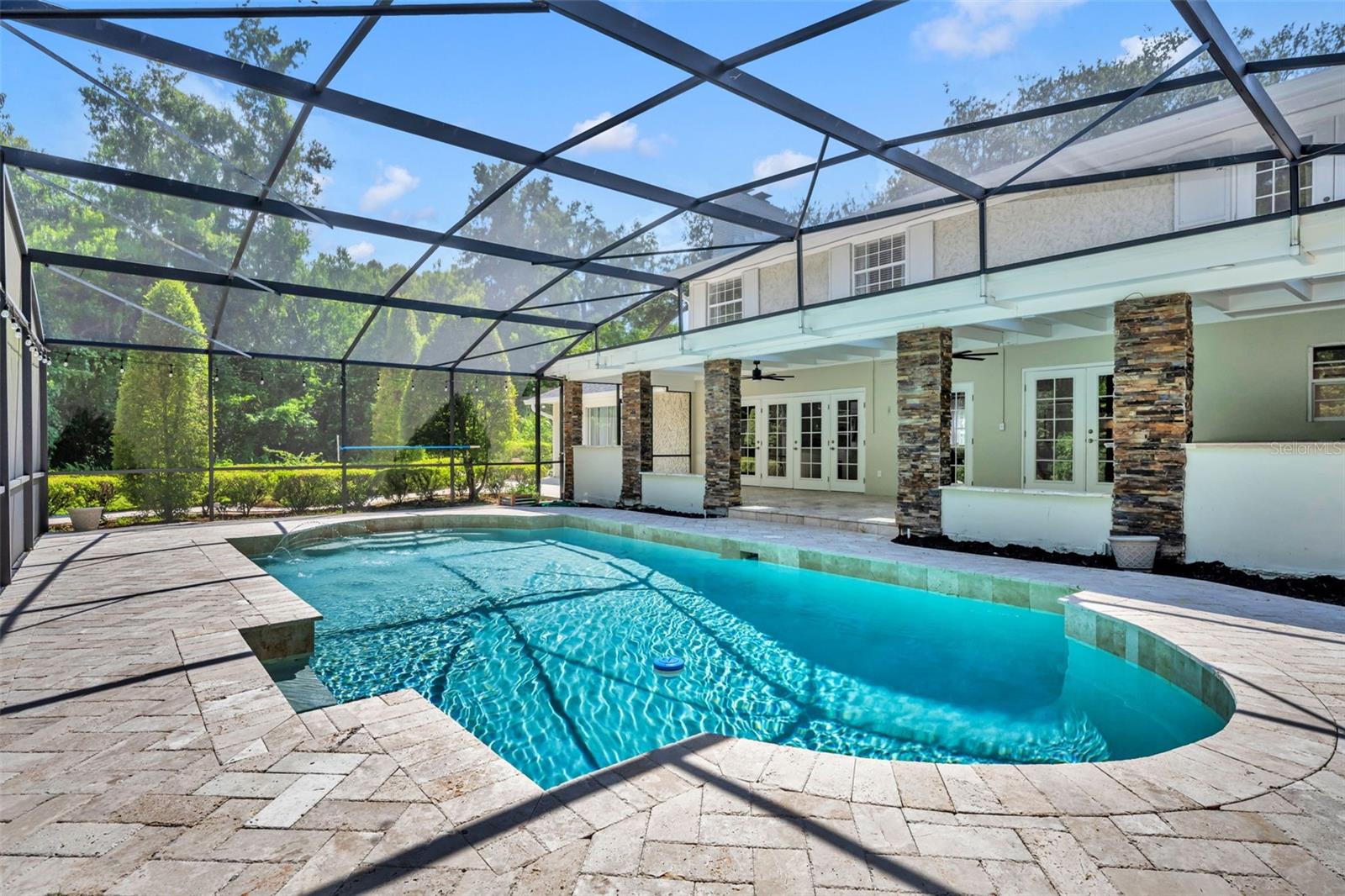 301 SWEETWATER CLUB BLVD