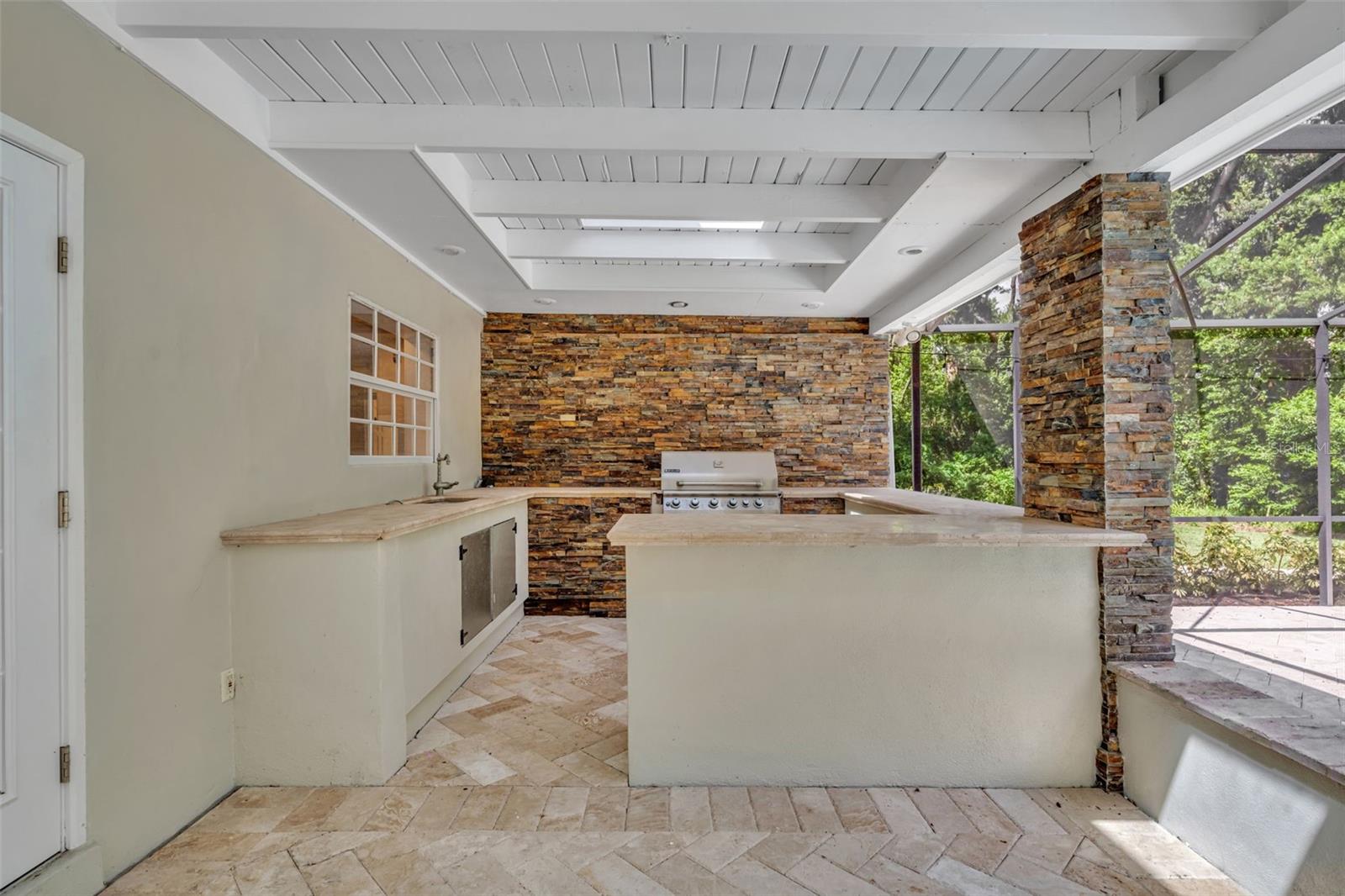 301 SWEETWATER CLUB BLVD