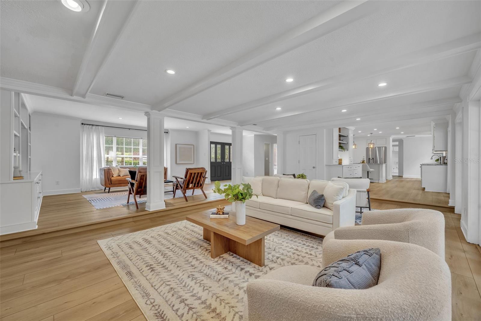 301 SWEETWATER CLUB BLVD