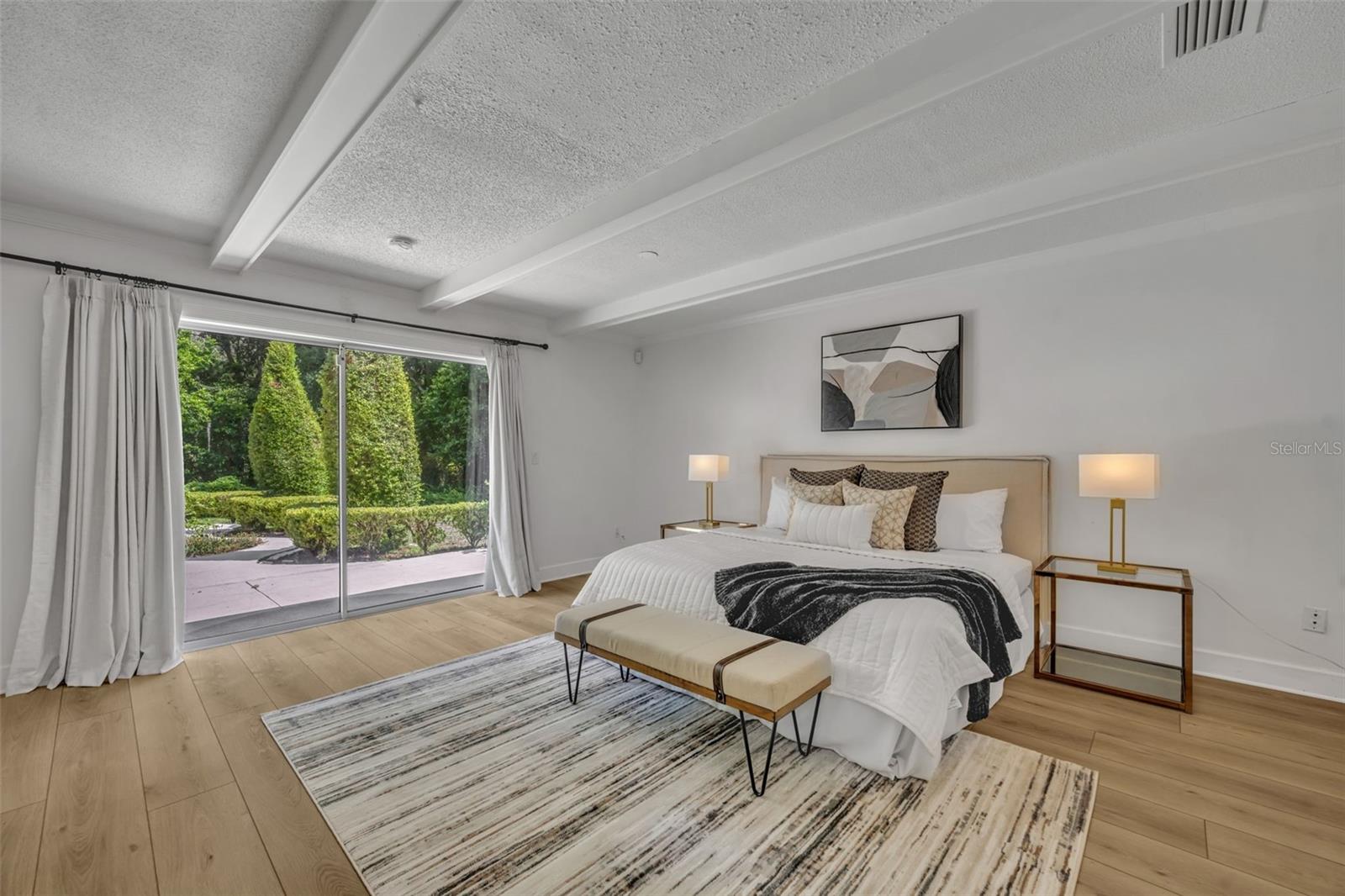 301 SWEETWATER CLUB BLVD