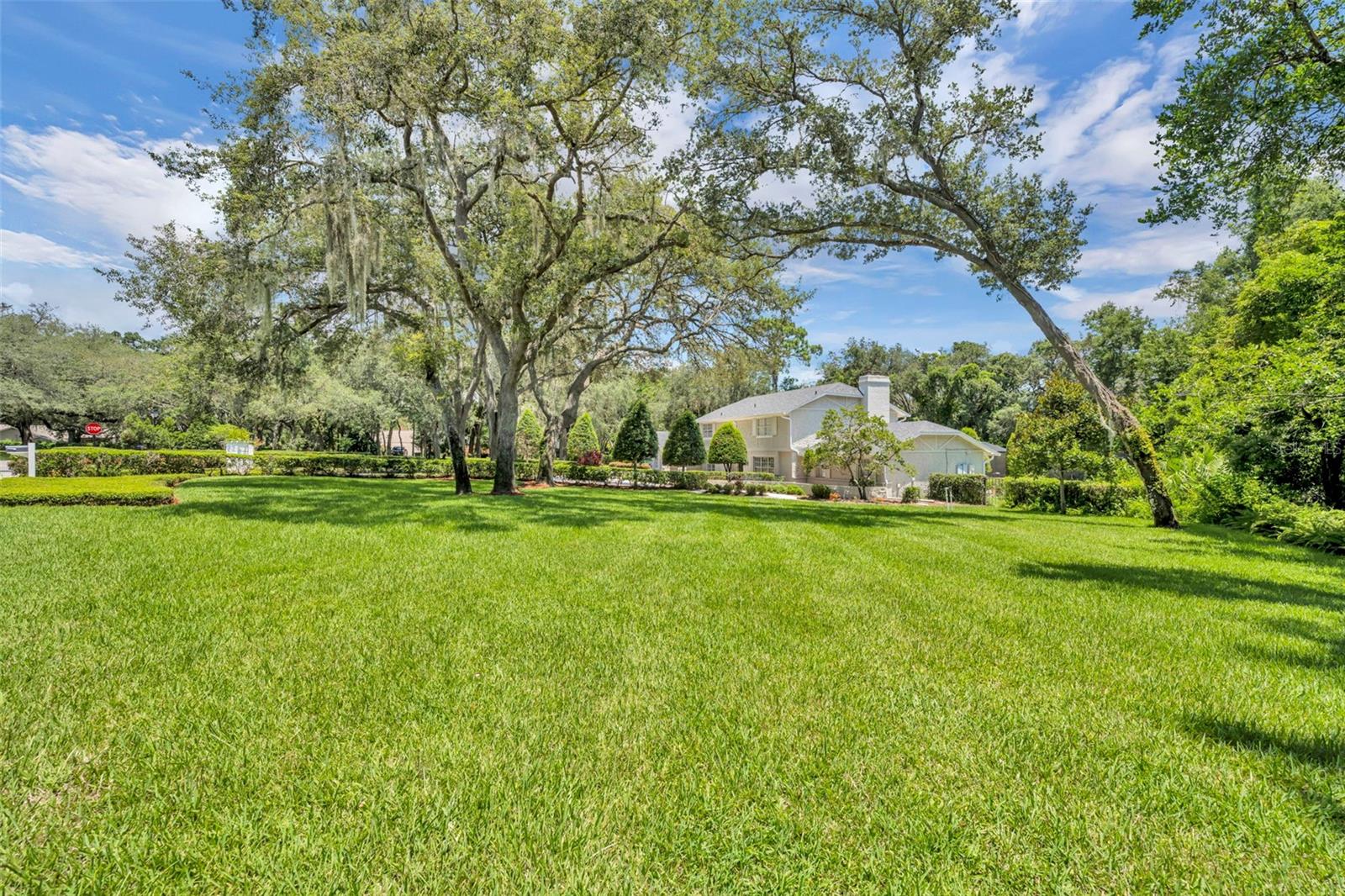 301 SWEETWATER CLUB BLVD