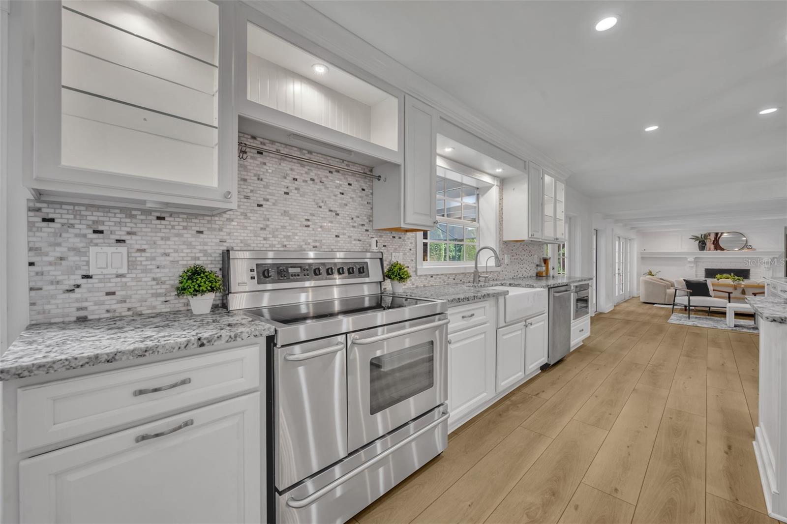 301 SWEETWATER CLUB BLVD